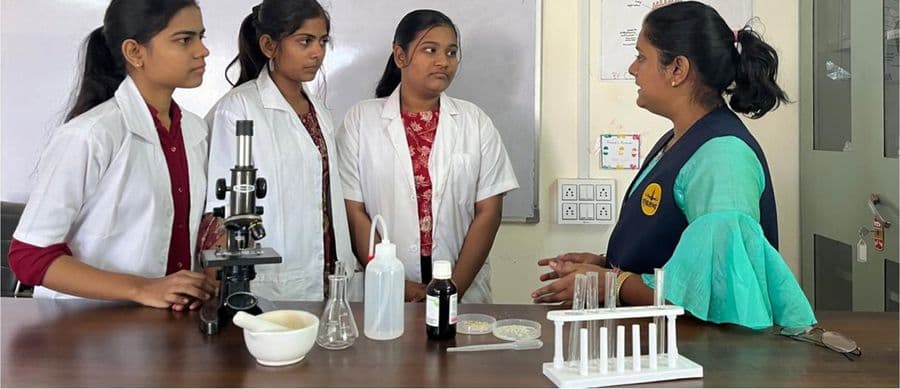 A guided laboratory session in clinical science